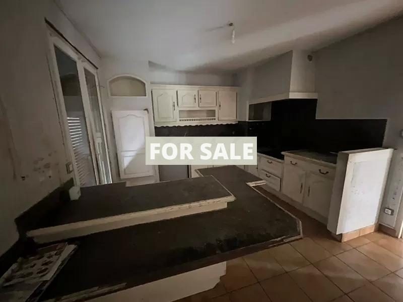 Detached House with Landscaped Garden