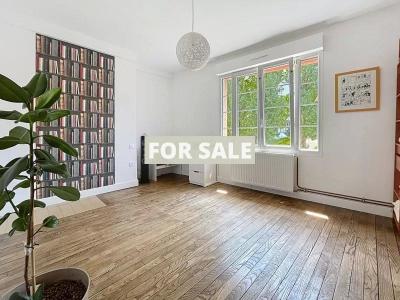 Town House in Fantastic Condition