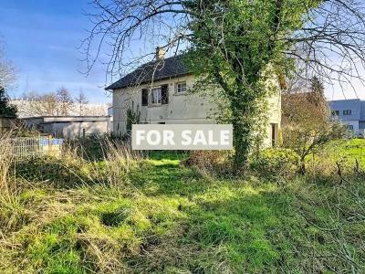 Detached House with Garden by the Coast