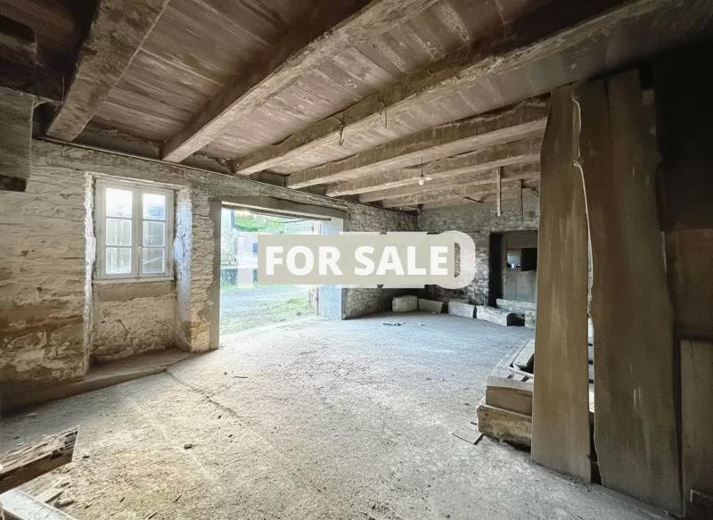 House to Renovate in Coastal Sector