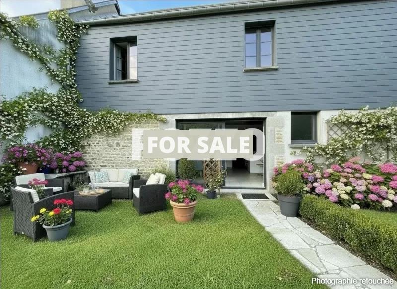 House to Renovate in Coastal Sector