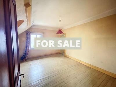 Vast House in Sought After Location