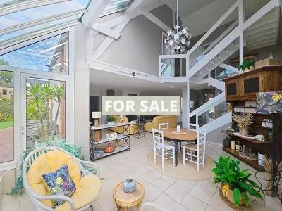 Contemporary Detached House in Coastal Location