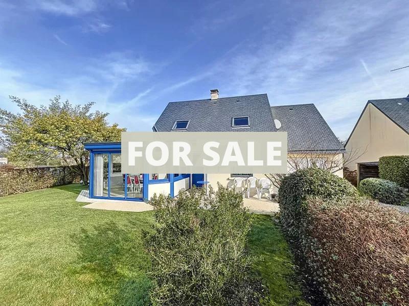 Detached Coastal House with Landscaped Garden