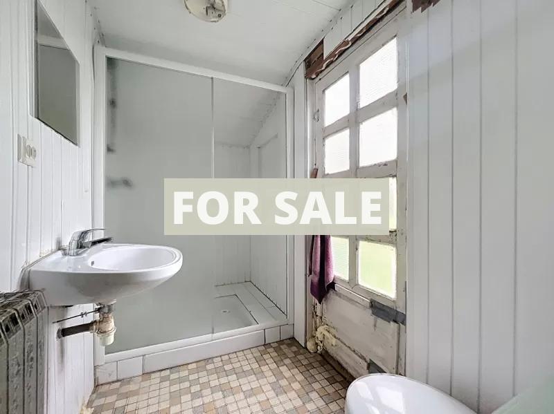 Detached Country House To Renovate Further