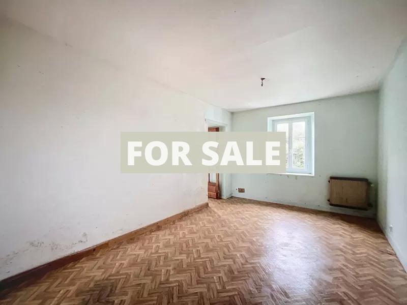 Detached Country House To Renovate Further