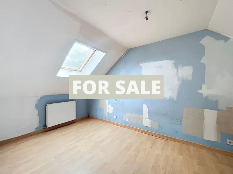 Detached Country House To Renovate Further