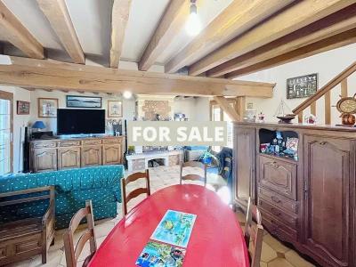 Detached House with Garden and Open Views