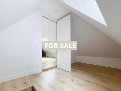 Detached House with Garden