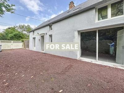 Pretty Detached Longere Style Property