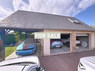 Detached House with Garden Not Far from the Coast