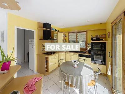 Detached House with Garden Not Far from the Coast