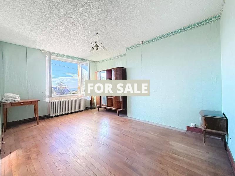 Detached Country House with Outbuildings and Open Views