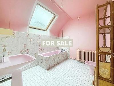 Detached Country House with Outbuildings and Open Views