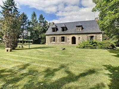 Detached Character Country House with Garden