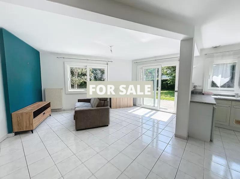 Lovely Detached House and Garden