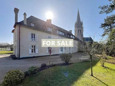 Historic Manor House with Landscaped Gardens