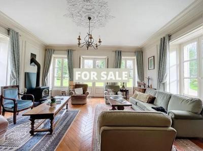 Historic Manor House with Landscaped Gardens