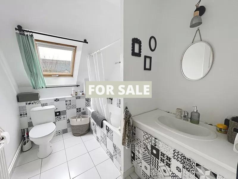 Beautiful House Inside and Out with Garden