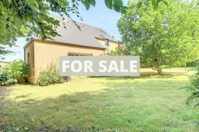 Delightful Detached House and Garden