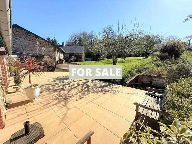 Detached House with Landscaped Garden