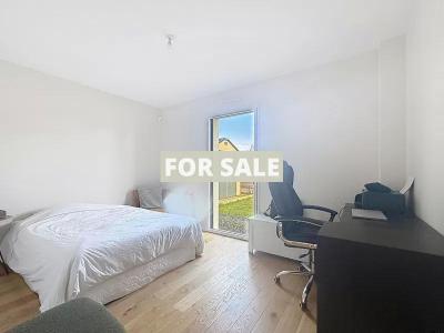 Contemporary Detached House with Pool by the Coast