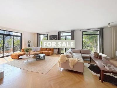 Detached House with Swimming Pool by the Coast