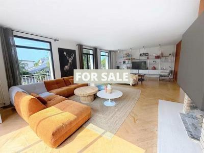 Detached House with Swimming Pool by the Coast