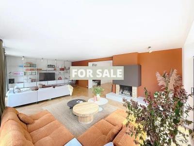 Detached House with Swimming Pool by the Coast