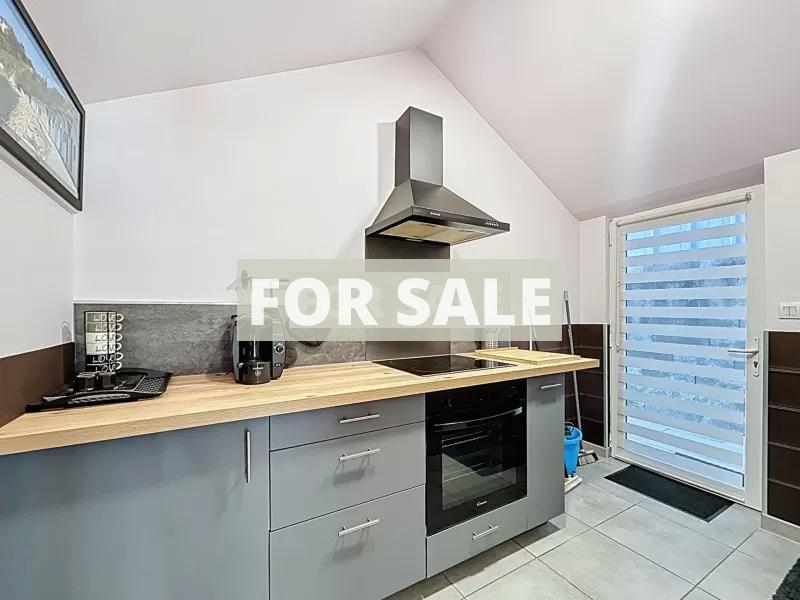 Town House in Coastal Resort Location