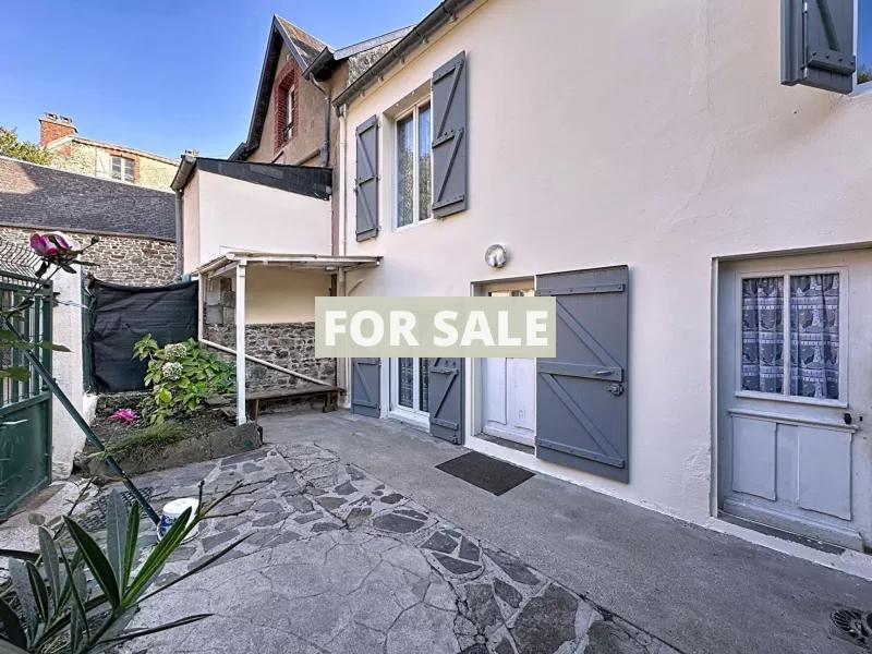 Lovely House with Sea View and Garden