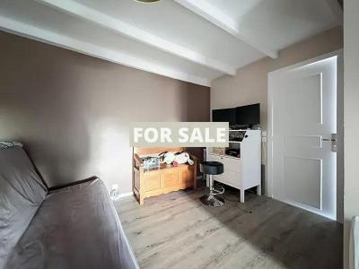 Delightful House with Courtyard Garden