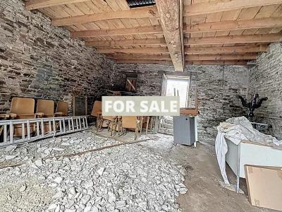 Traditional House with Garden by the Coast