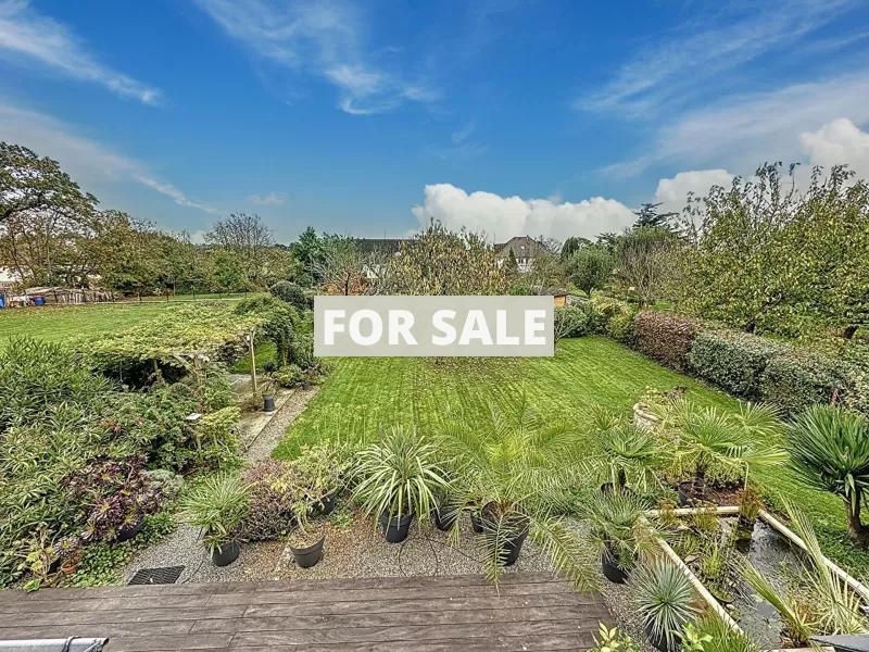 Detached House in a Beautiful Coastal Location