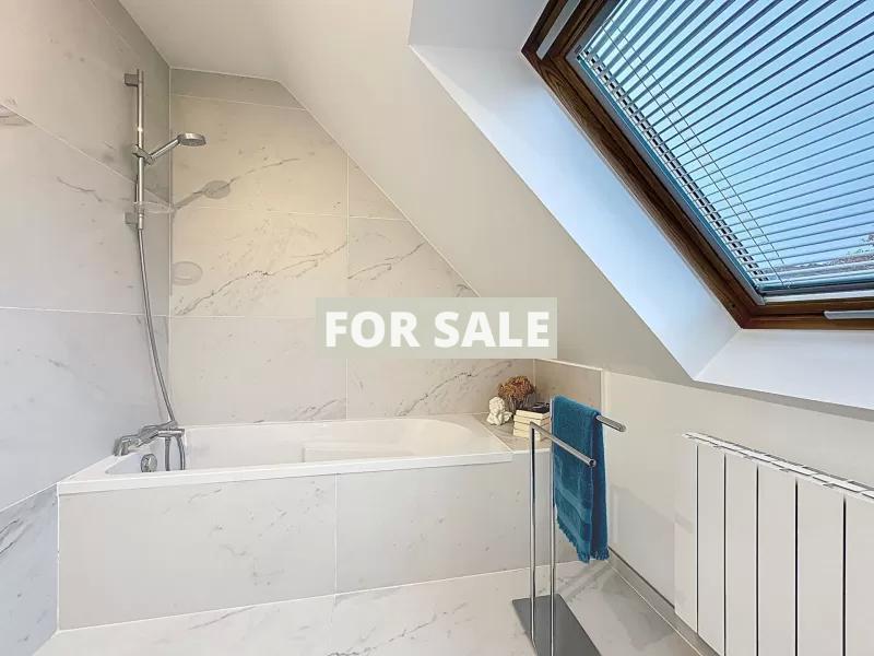 Detached House in a Beautiful Coastal Location