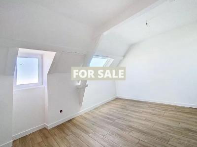 Recently Renovated House with Harbour Views