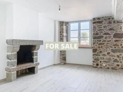 Recently Renovated House with Harbour Views