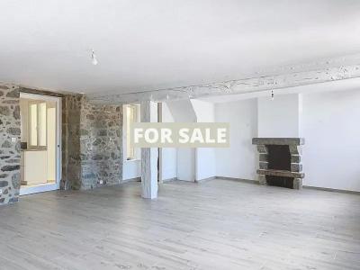 Recently Renovated House with Harbour Views