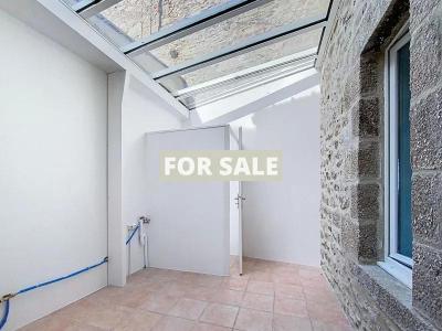 Recently Renovated House with Harbour Views
