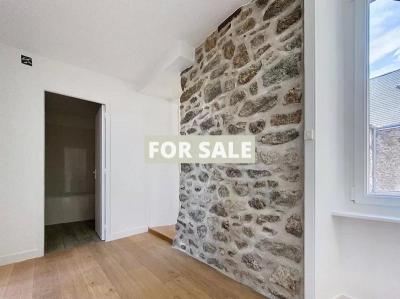 Recently Renovated House with Harbour Views