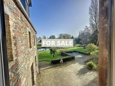 Magnificent House in One Acre with Lake