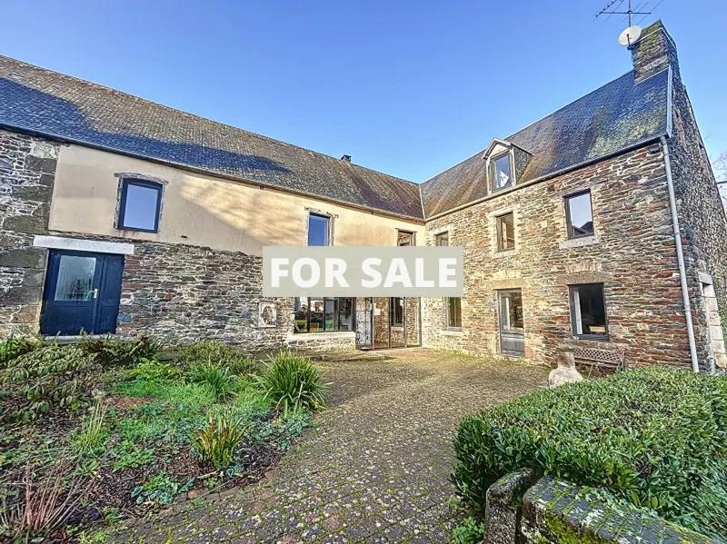 Magnificent House in One Acre with Lake