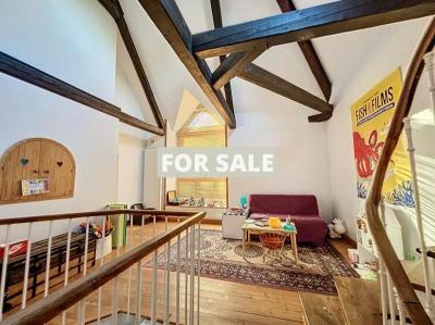 Magnificent House in One Acre with Lake