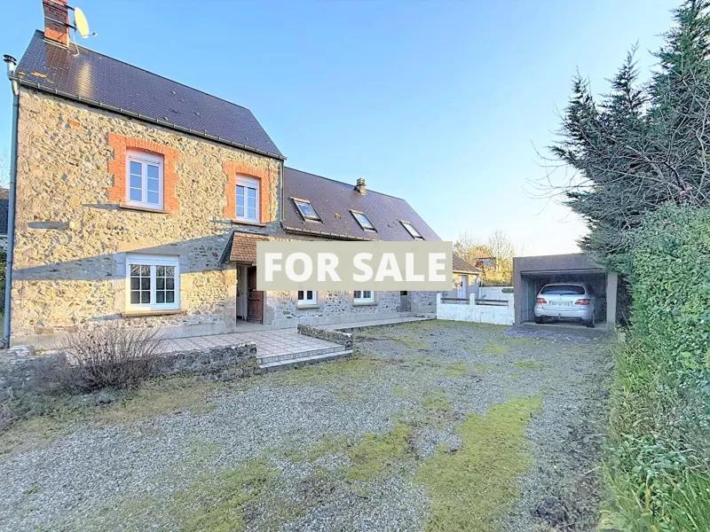 Detached Country House with Outbuilding