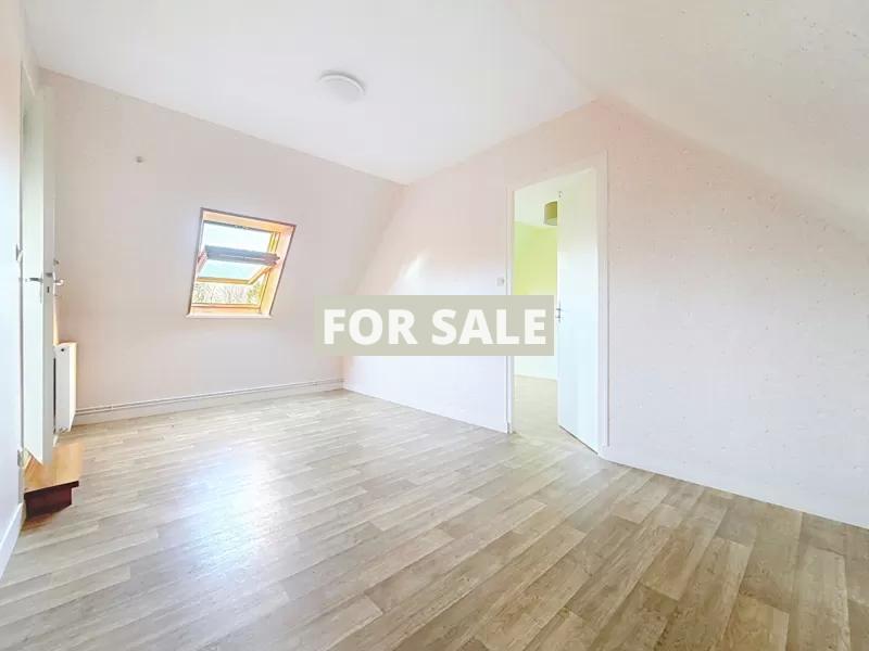 Detached Country House with Outbuilding