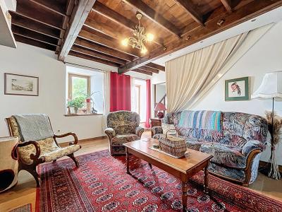 Detached Country House with Outbuilding