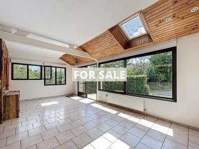 Beautiful House with Lovely Garden