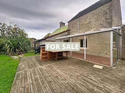 Traditional House with Garden