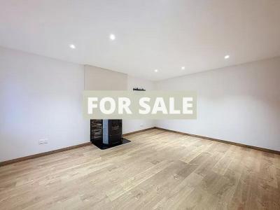 Detached House with Garden and Heated Pool