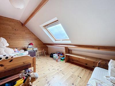 Detached House with Garden by the Coast